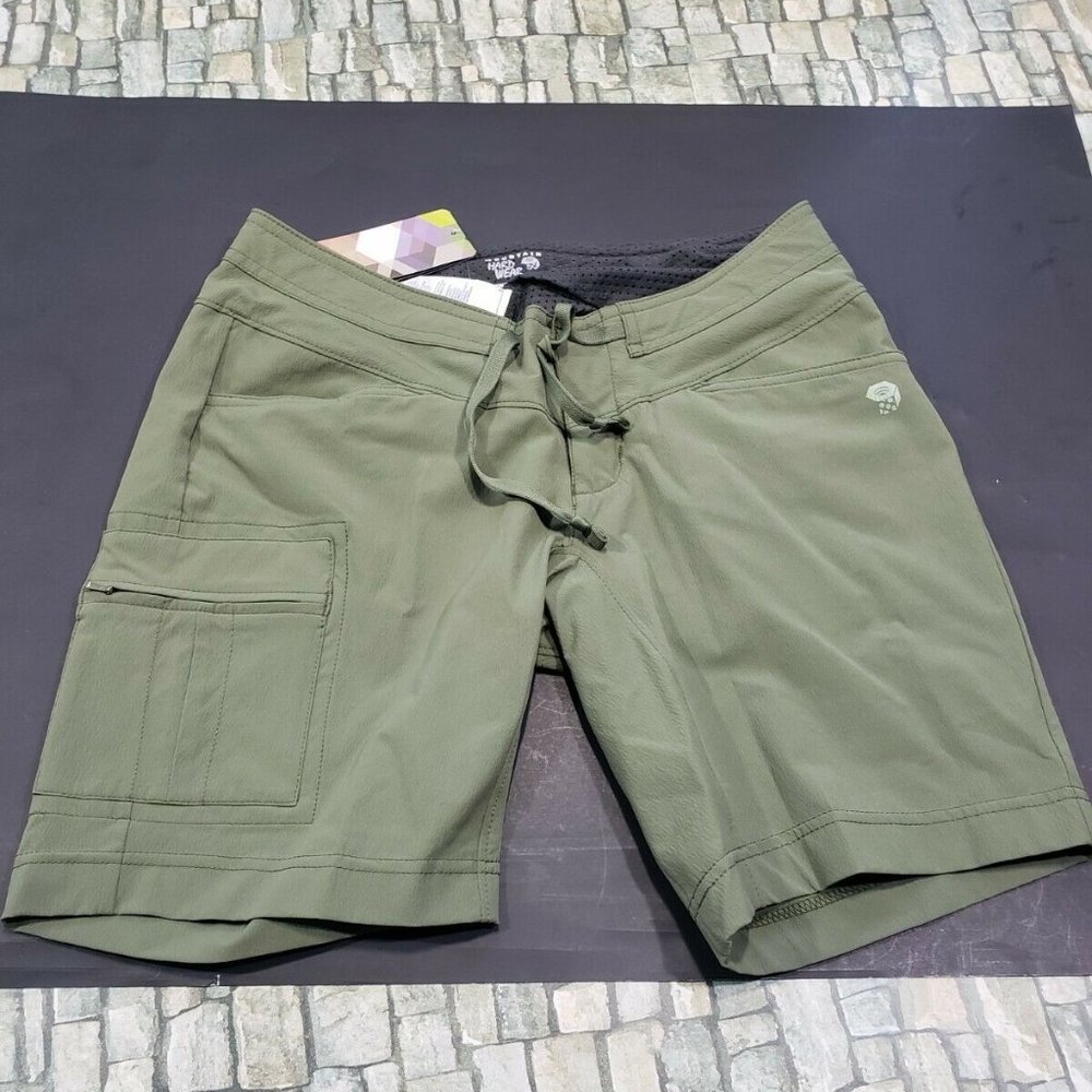 Women's Mountain Hardware Hiking Shorts sz 2